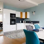 Appartement Spacieux Pour 6 - Passy, Paris